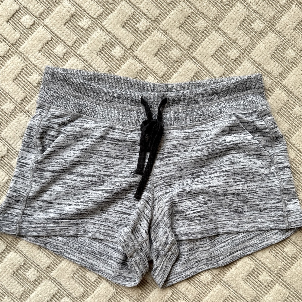 Athleta Heathered Gray Women's Athletic Shorts
